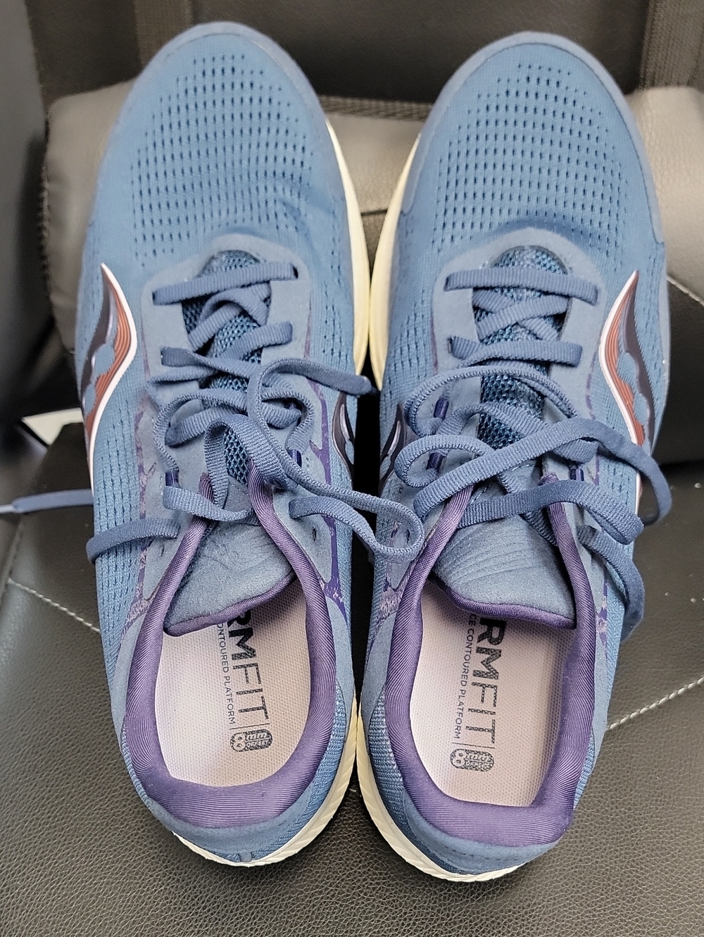 Saucony Women's Blue and Purple Running Sneakers